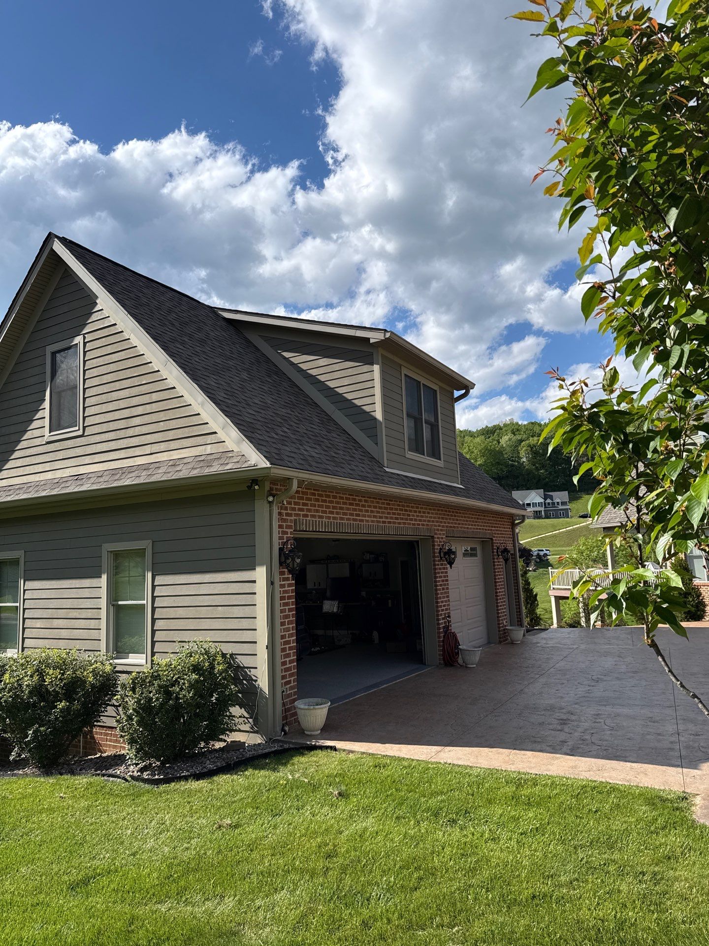 Roofing project photo 6